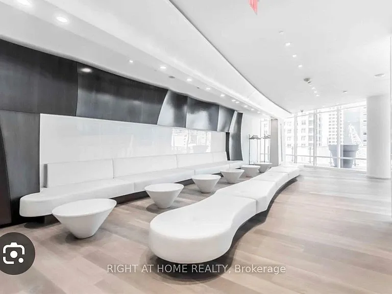 1 Bloor St E #5706 — Photo 22
