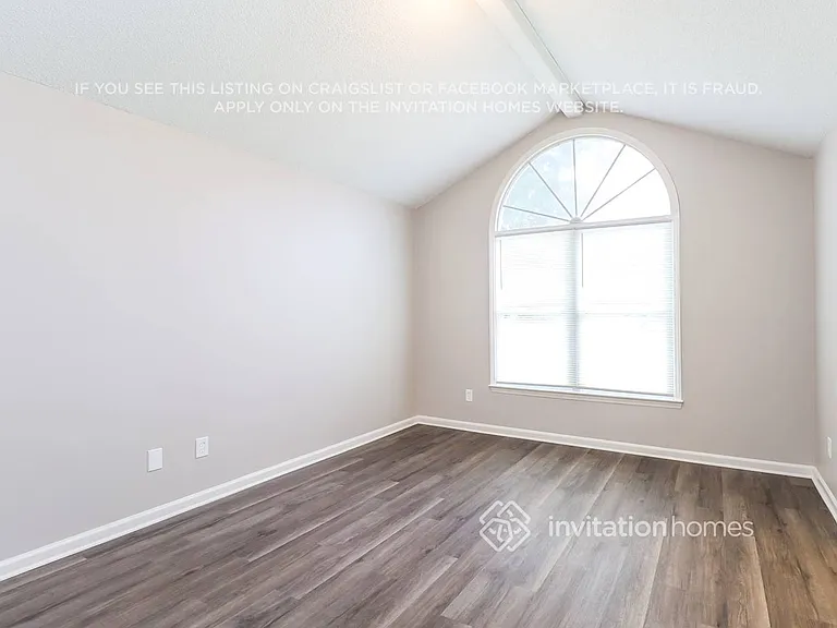 14812 Karina Falls Ct — Photo 10