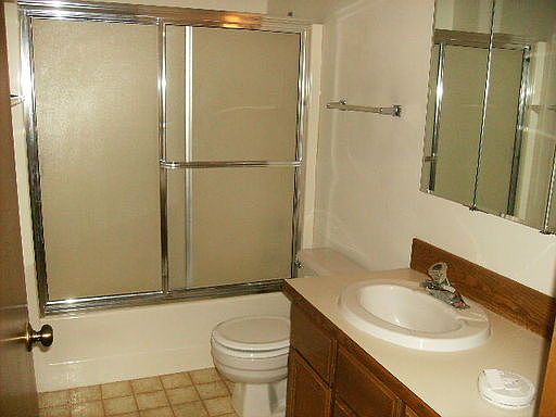 3rd image of 1334 S Division St APT 04