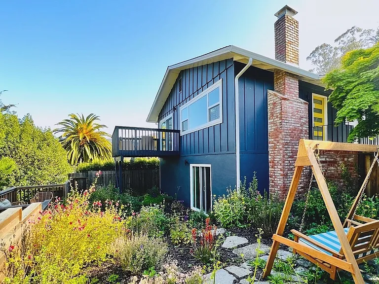 1149 Banyan Way — Photo 42