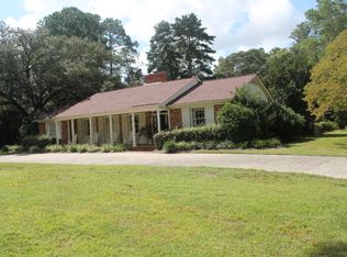 512 E Magnolia St, Jesup, GA 31546