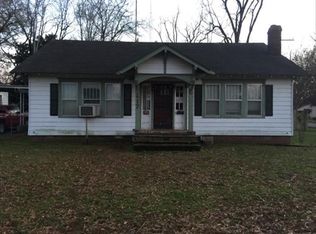 417 W 6th St, Stuttgart, AR 72160