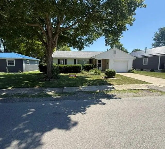 Front of this gorgeous 3-bedroom 1 bath house
