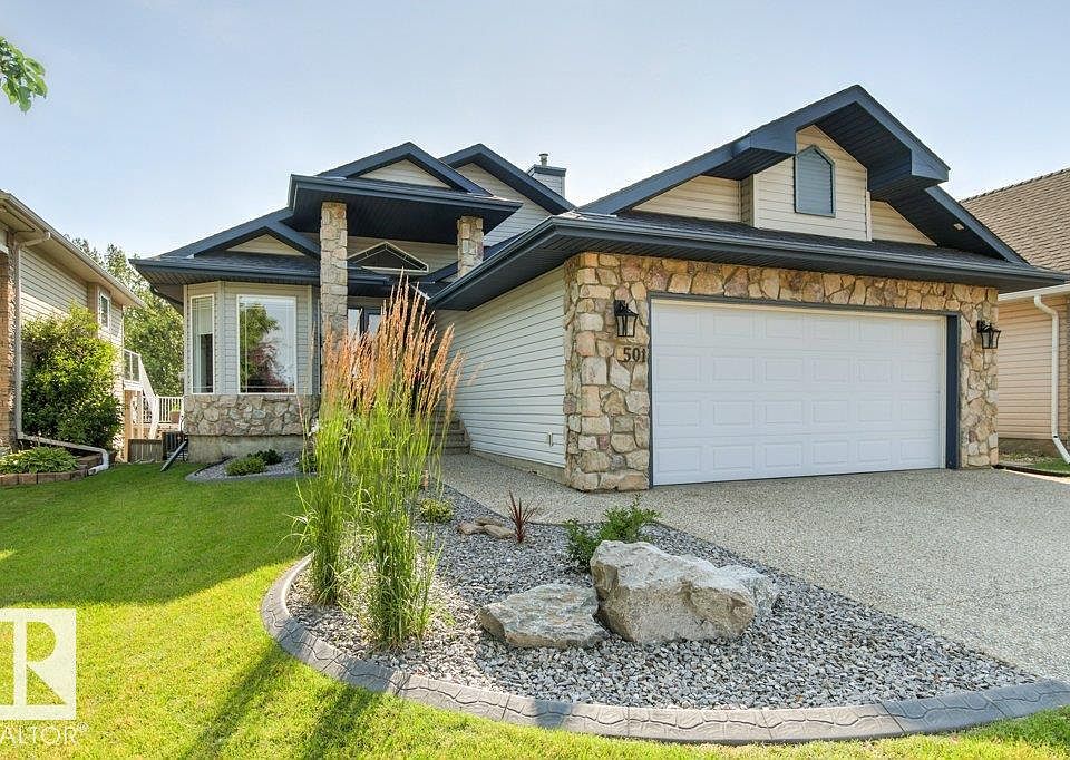 1st image of 501 Byrne Cres SW