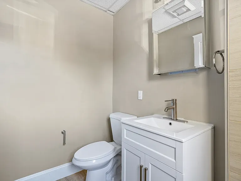 10 Green St #4J — Photo 10