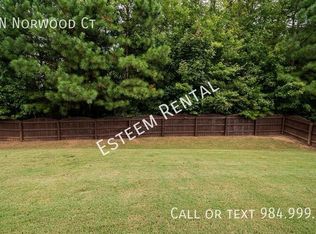 105 Norwood Ct N, Mebane, NC 27302