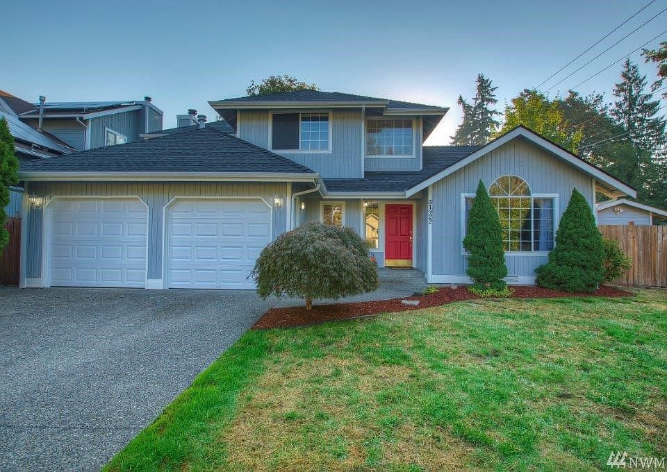 Beautiful Home on a large corner lot!