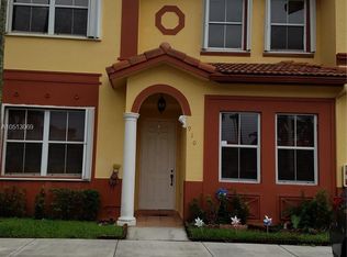 5570 NW 107th Ave APT 910, Doral, FL 33178