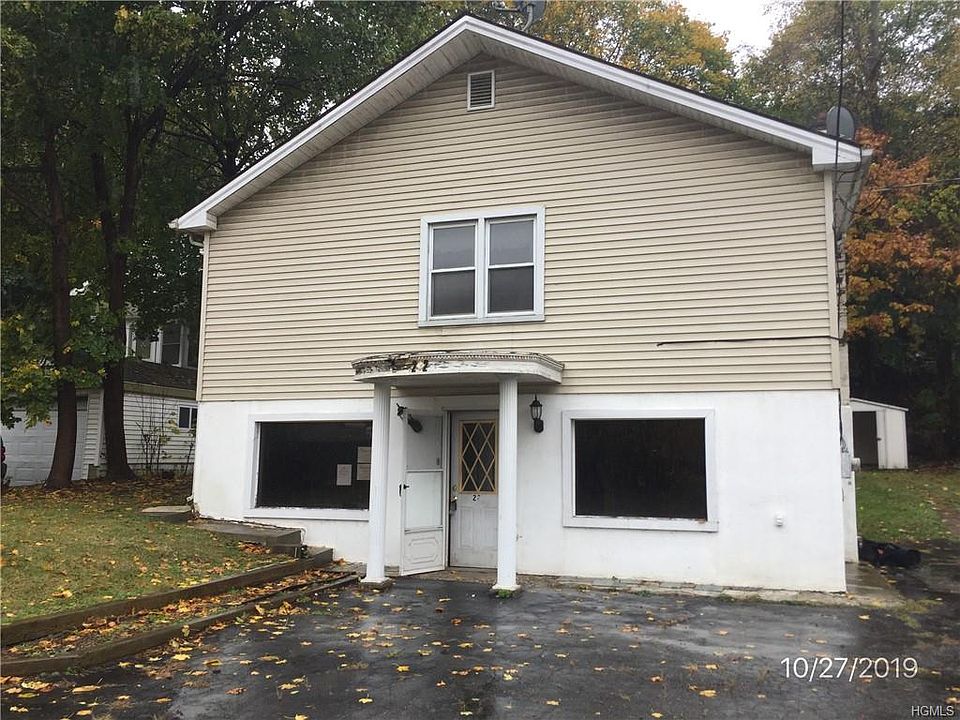 1st image of 22 Morrissey Dr