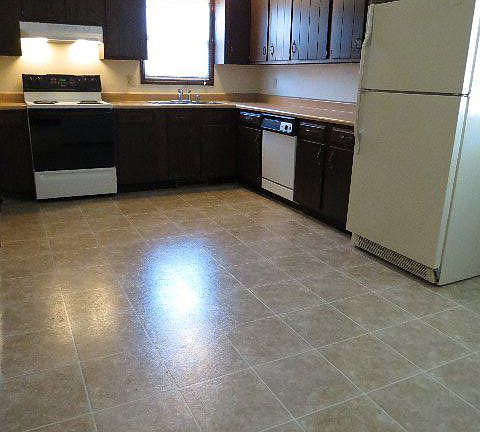 4th image of 2615 W Middleground Dr