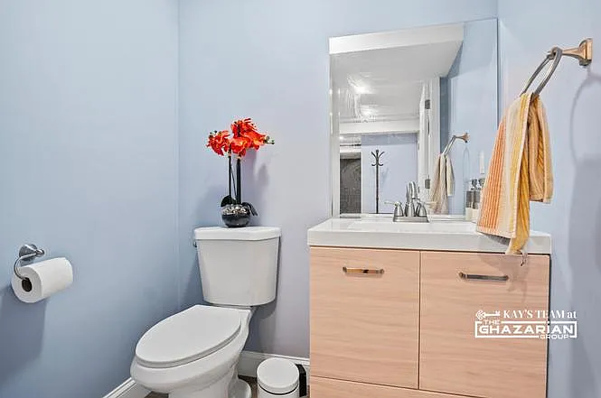 250 Willow St — Photo 16