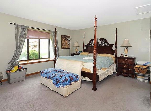 5th image of 742 Panorama Dr #742