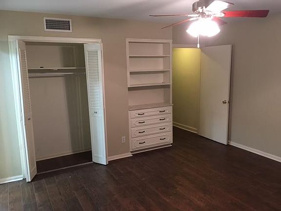 2nd image of 3730 Fairfield Ave #172