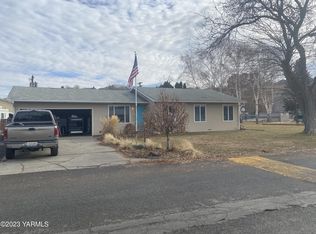 191 Suntides Blvd, Yakima, WA 98908