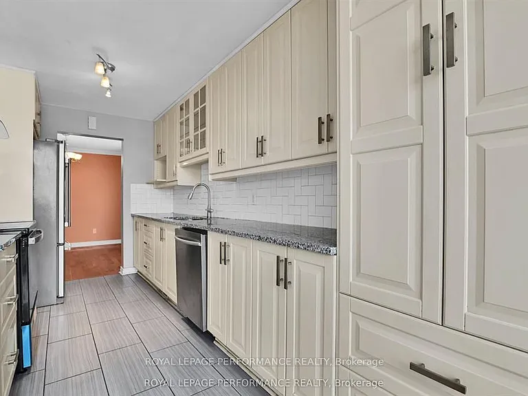 622 Louis Toscano Dr — Photo 11