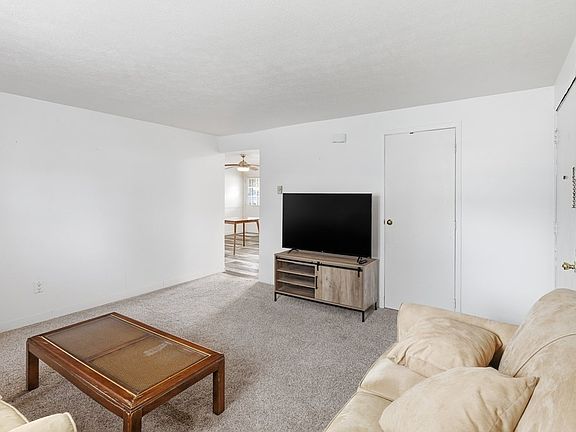 4th image of 631 Bailey Dr APT 2