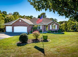 2269 Eagles Ln, Nixa, MO 65714