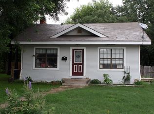 301 Highlands St, College Station, TX 77840