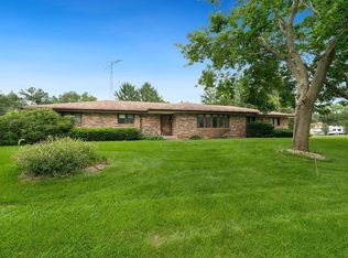 4932 Dellview Dr, Rockford, IL 61109