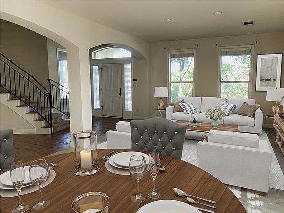 2nd image of 4005 Glengarry Dr