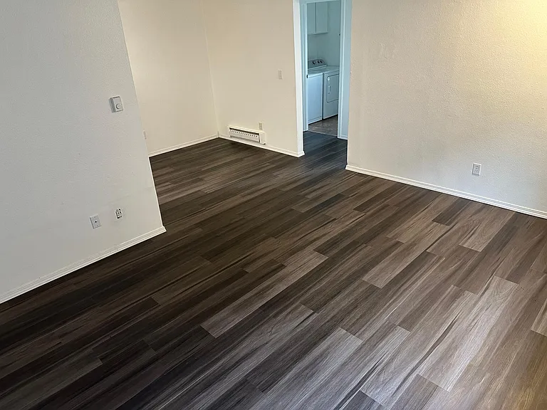 1109 S Woodlawn St #1 — Photo 10