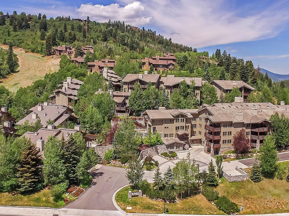 1st image of 2100 Deer Valley Dr S #205
