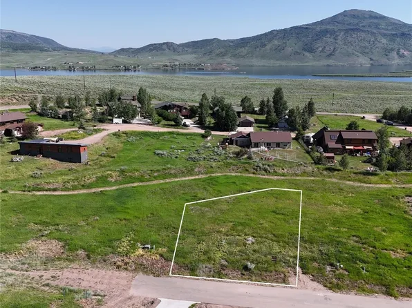 30610 Reinsman Ct, Oak Creek, CO 80467