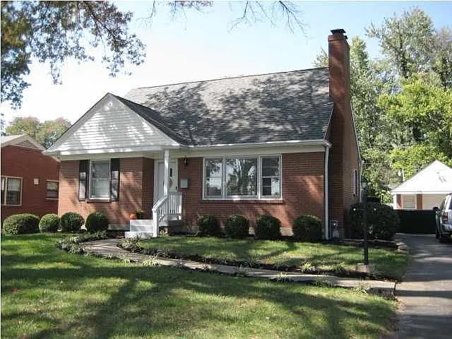 2519 Gardiner Ln photo 1