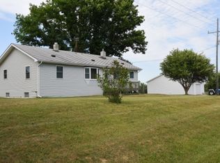 2147 E Blackmore Rd, Mayville, MI 48744