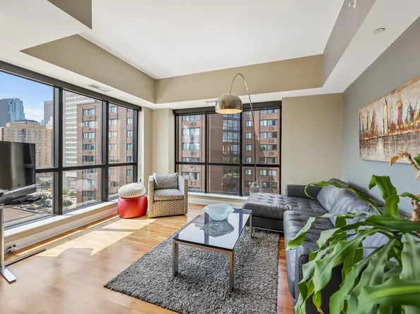 100 3rd Ave S Unit 1006, Minneapolis, MN 55401