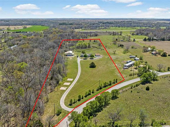 5th image of 390 Osage Cove Rd