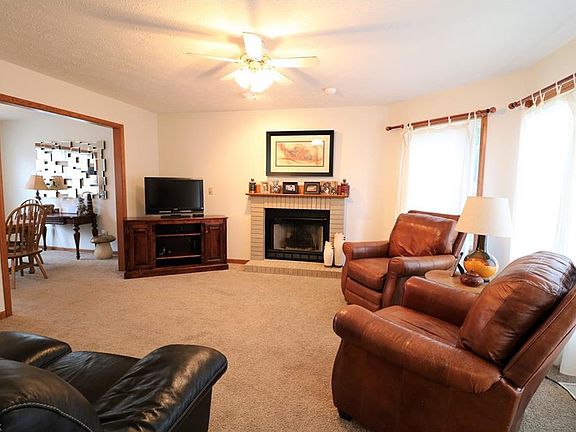 5th image of 1613 Brentwood Dr