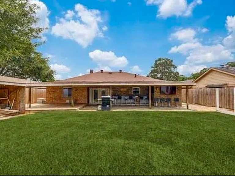 9514 Dornoch Dr — Photo 11