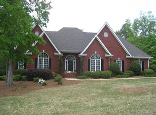 1060 Glenwood Ln, Bogart, GA 30622