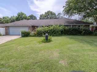 15470 Parkwood Dr N, Gulfport, MS 39503
