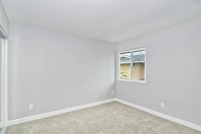 2520 Wanek Rd #B — Photo 7
