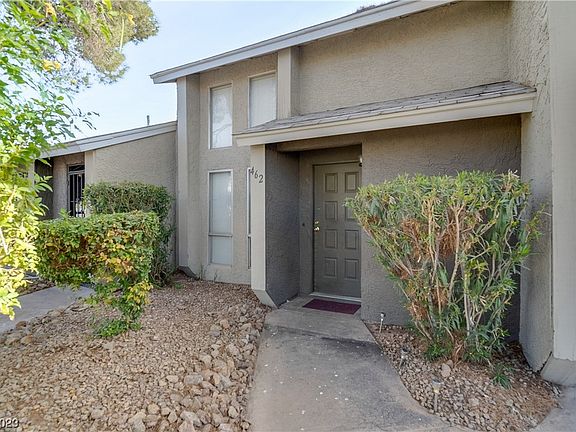 2nd image of 462 Sellers Pl #462