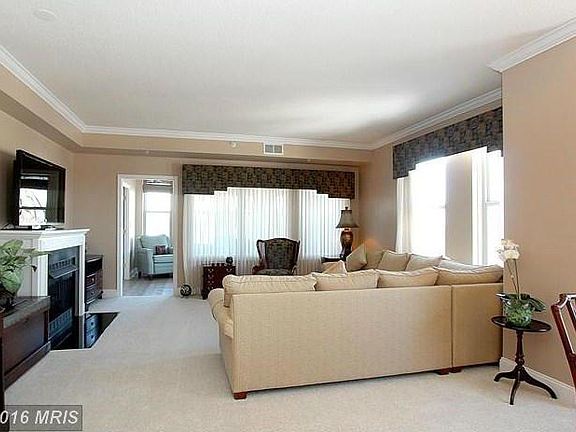 5th image of 11776 Stratford House Pl APT 707
