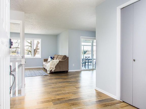 23999 Findley Rd-102