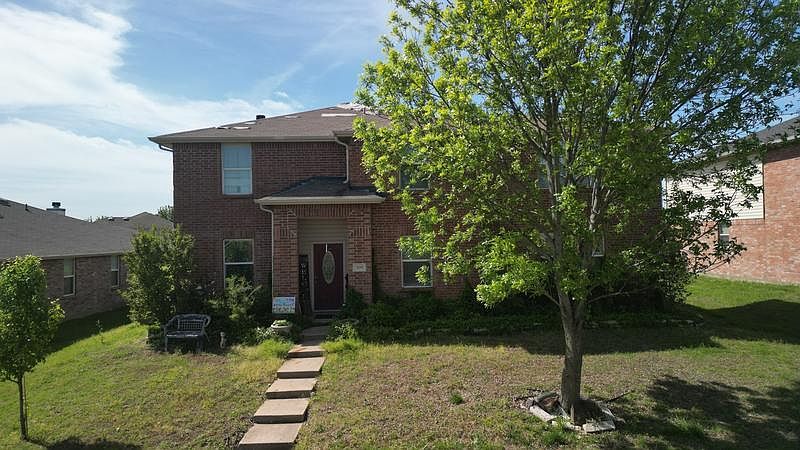 1st image of 509 Rosemary Dr