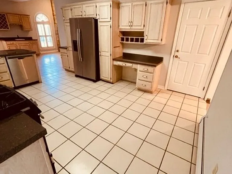 500 Manor House Ln — Photo 47