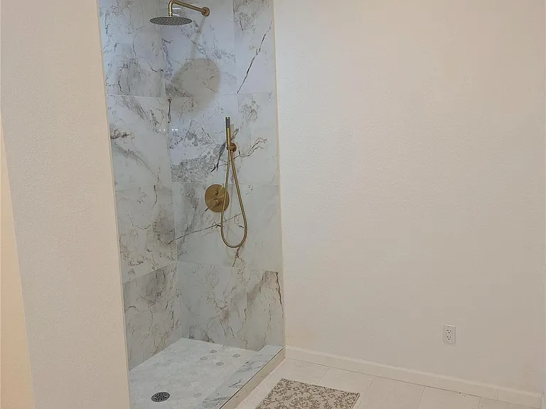 7958 Adams Fork Ave — Photo 41