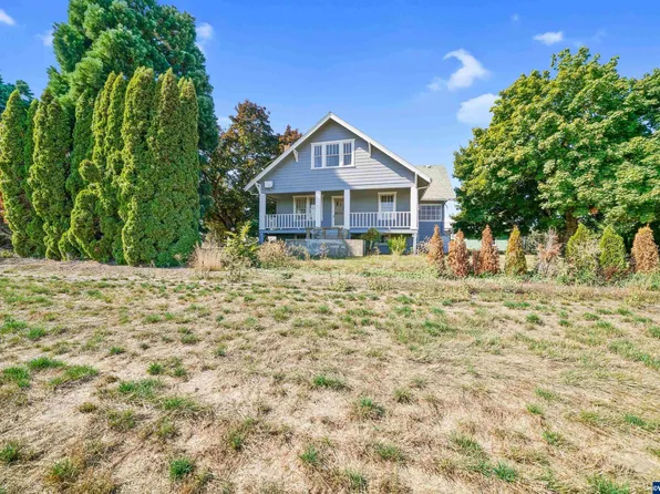 7129 Juniper St NE, Salem, OR 97305