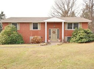 124 Fawn Valley Dr, Mcmurray, PA 15317