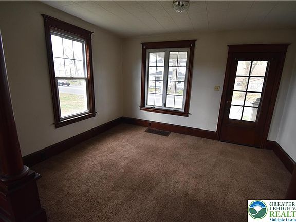 5th image of 523-525 N Greenwood Ave