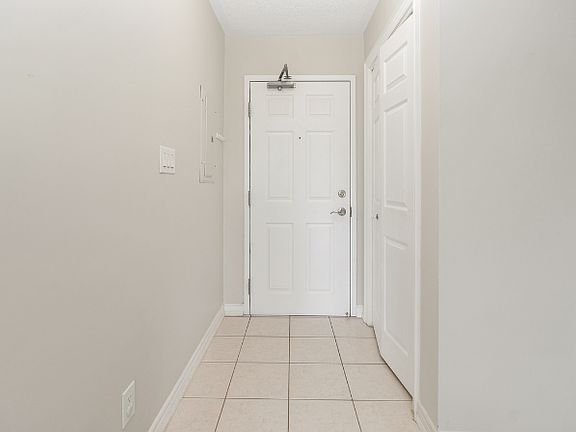 5th image of 500 Mapleview Dr W #309