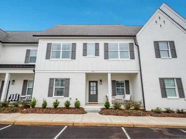 643 Cottage Grove Cir, Oxford, MS 38655