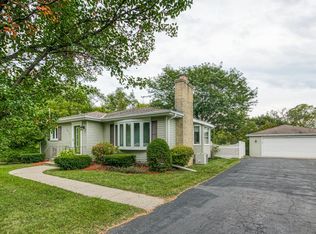 5613 Springbrook Rd, Pleasant Prairie, WI 53158