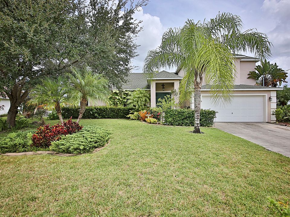 1st image of 405 NE 19th Pl