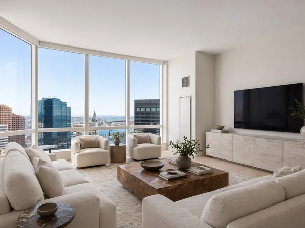 1 Franklin St Unit 4704, Boston, MA 02110